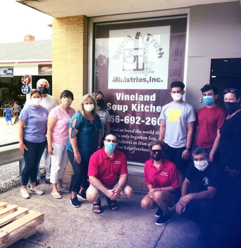 Read more about the article Vineland EA supports local community charity